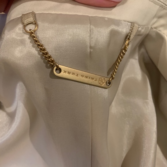 Trina Turk Jacket in bone color size 4. Like new! - Picture 10 of 11